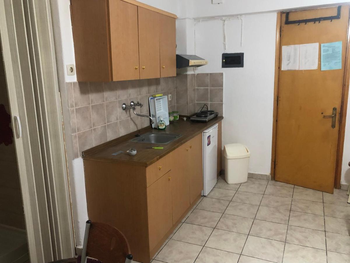 Nikis Rooms Paralía Kültér fotó