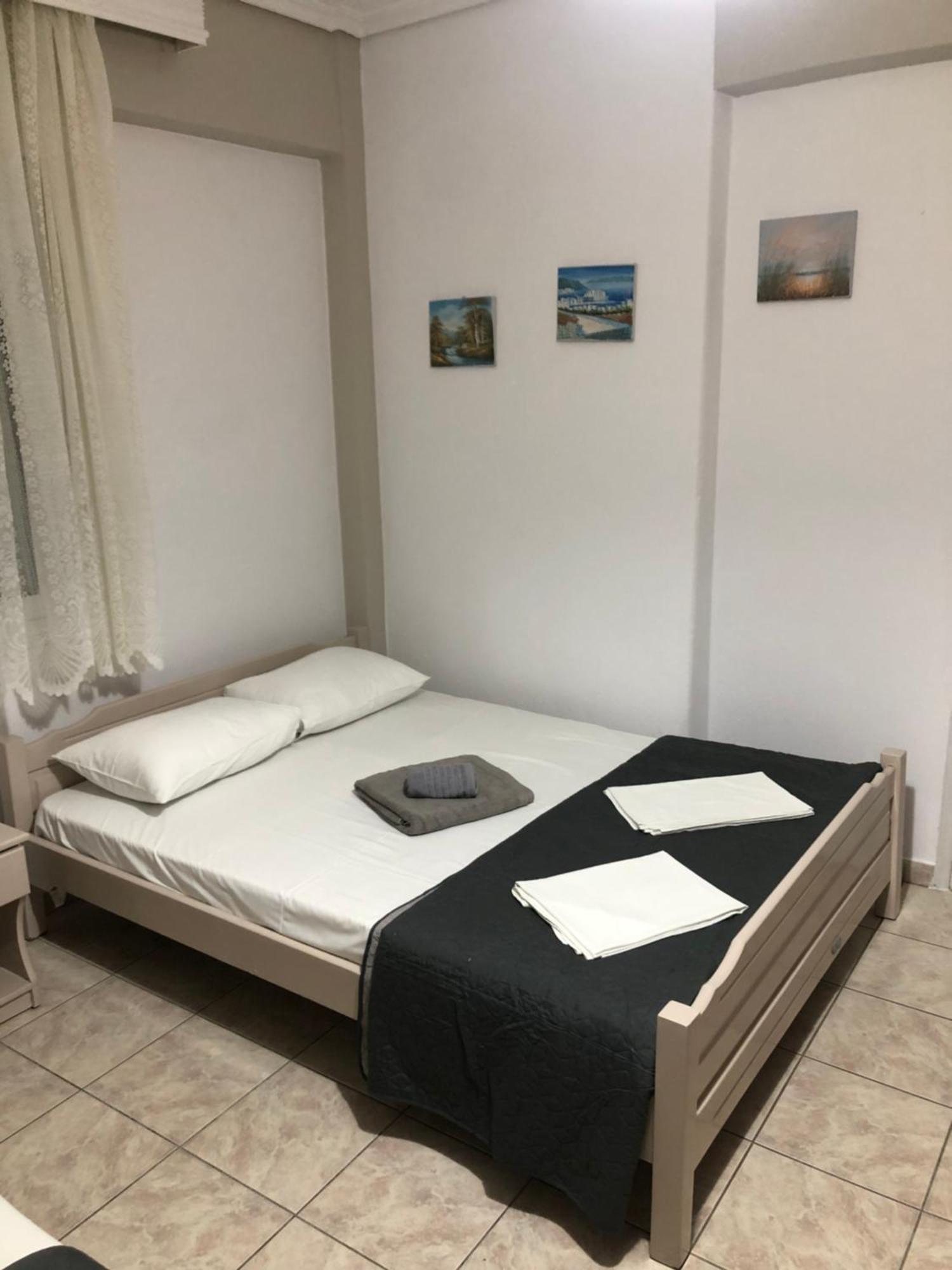 Nikis Rooms Paralía Kültér fotó